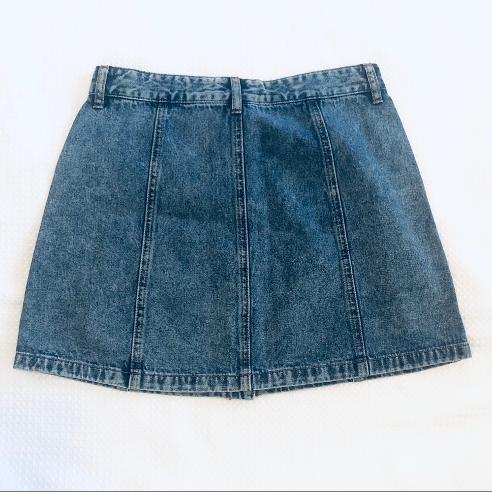 Forever 21 stone Wash Y2K Button Down Skirt size M - Picture 3 of 3